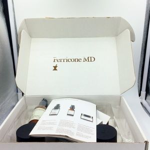 PERRICONE 8 PIECE KIT SET IN BOX NEW
